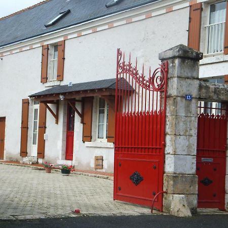 Les 4 Vents Hotel Vineuil  Bagian luar foto